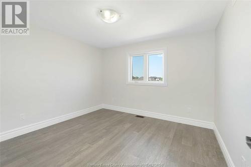 15 Cherry Blossom Trail, Chatham, ON - Indoor Photo Showing Other Room