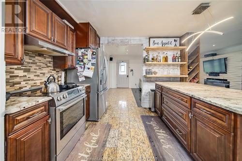 12613 Dillon Drive, Tecumseh, ON - Indoor Photo Showing Kitchen