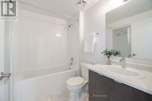 409 - 160 Canon Jackson Drive, Toronto, ON - Indoor Photo Showing Bathroom