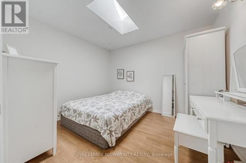 155 Angelene Street, Mississauga, ON - Indoor Photo Showing Bedroom