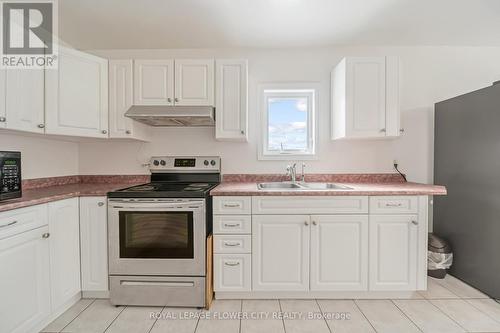 155 Angelene Street, Mississauga, ON - Indoor Photo Showing Kitchen With Double Sink