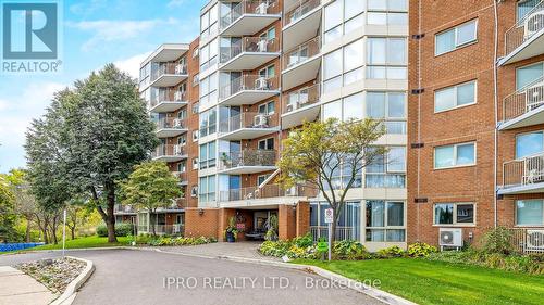 509 - 26 Hall Road, Halton Hills, ON - Outdoor With Balcony With Facade