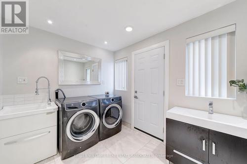 1414 Cawthra Road, Mississauga, ON - Indoor Photo Showing Laundry Room