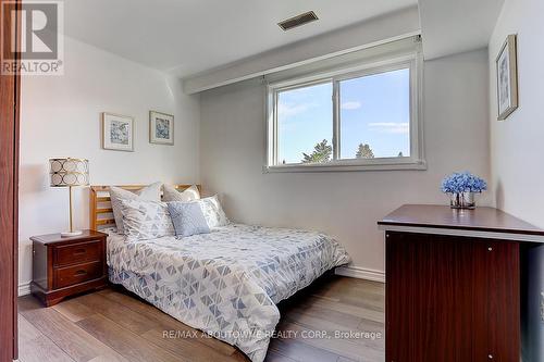 31 Lambeth Square, Toronto, ON - Indoor Photo Showing Bedroom