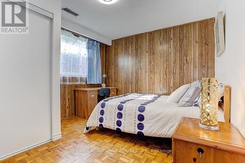 31 Lambeth Square, Toronto, ON - Indoor Photo Showing Bedroom