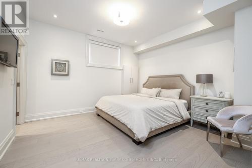 6 Stubbs Drive, Toronto, ON - Indoor Photo Showing Bedroom