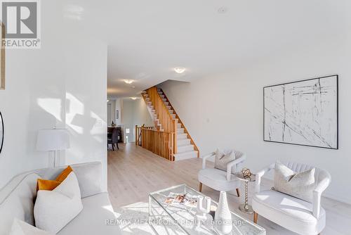 157 Hunt Street, Ajax, ON - Indoor Photo Showing Living Room