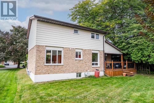 167 Woodlane Court, Oshawa, ON - Outdoor With Deck Patio Veranda With Exterior