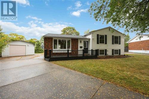 1060 Camelot Crescent, Sarnia, ON - Outdoor With Deck Patio Veranda