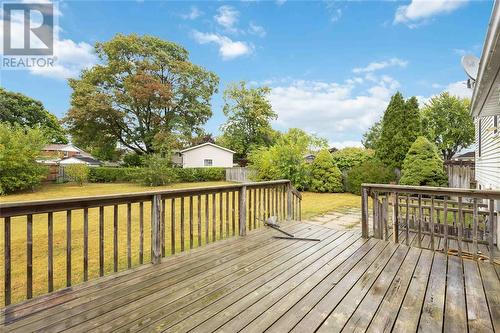 1060 Camelot Crescent, Sarnia, ON - Outdoor With Deck Patio Veranda