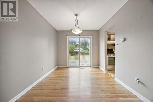 1060 Camelot Crescent, Sarnia, ON - Indoor Photo Showing Other Room