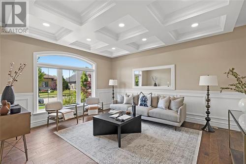 3836 St. Francis, Lasalle, ON - Indoor Photo Showing Living Room