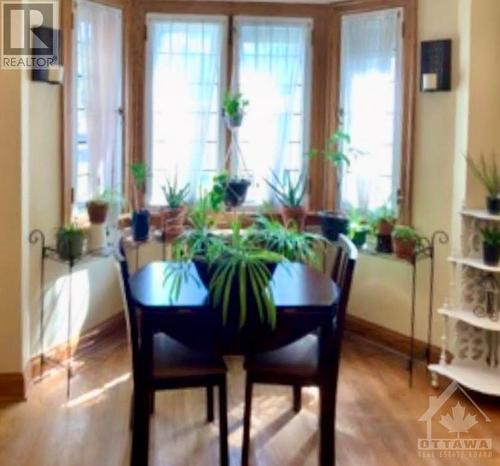 404 Holland Avenue, Ottawa, ON - Indoor Photo Showing Dining Room