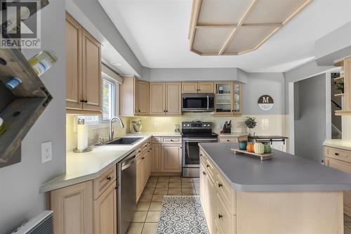 154 Norden Cres, Sault Ste. Marie, ON - Indoor Photo Showing Kitchen