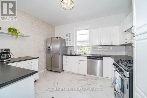 19 Ritson Road S, Oshawa (Central), ON - Indoor Photo Showing Kitchen With Double Sink