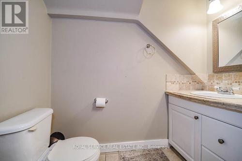 19 Ritson Road S, Oshawa (Central), ON - Indoor Photo Showing Bathroom