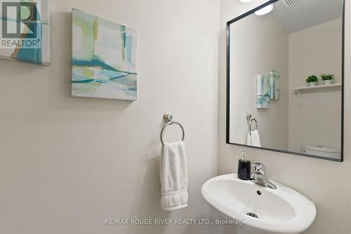 69 Jays Drive, Whitby (Williamsburg), ON - Indoor Photo Showing Bathroom