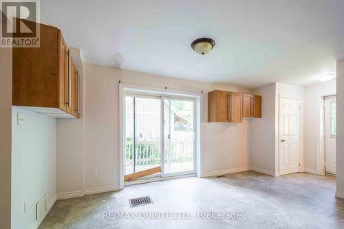 192 Dufferin Avenue, Belleville, ON - Indoor Photo Showing Other Room