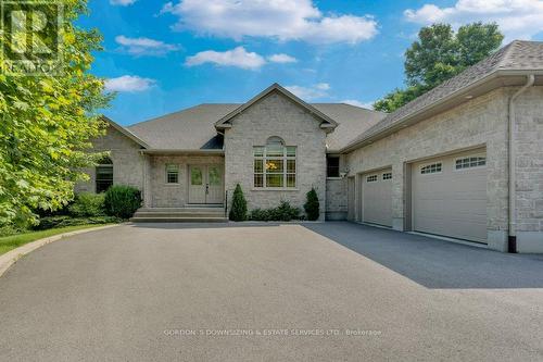 1815 Foxdale Place, Kingston, ON - Outdoor With Facade