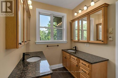 1815 Foxdale Place, Kingston, ON - Indoor Photo Showing Bathroom