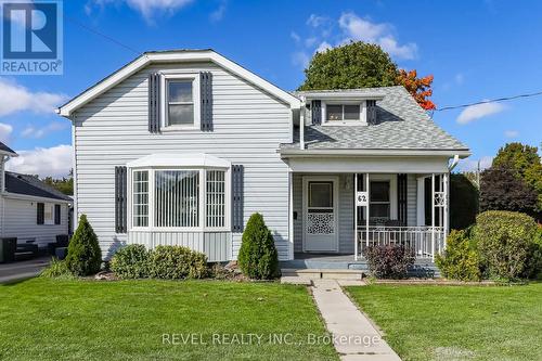 62 King Street, Kawartha Lakes (Lindsay), ON - Outdoor With Deck Patio Veranda With Facade