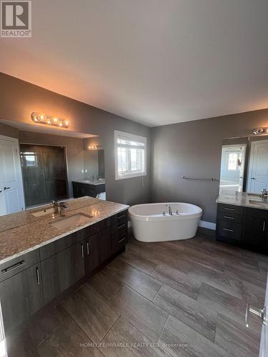 748 Sawmill Road, Peterborough, ON - Indoor Photo Showing Bathroom