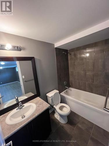 748 Sawmill Road, Peterborough, ON - Indoor Photo Showing Bathroom