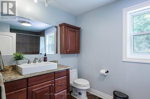 351323 17Th Line, East Garafraxa, ON - Indoor Photo Showing Bathroom