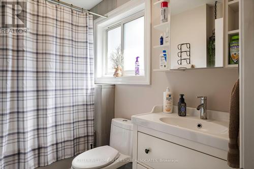 351323 17Th Line, East Garafraxa, ON - Indoor Photo Showing Bathroom