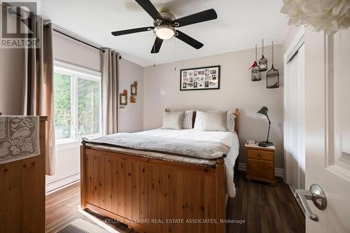 351323 17Th Line, East Garafraxa, ON - Indoor Photo Showing Bedroom