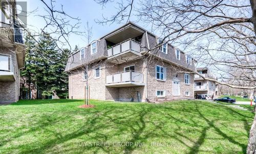 2 - 83 Westmount Road N, Waterloo, ON - Outdoor With Balcony