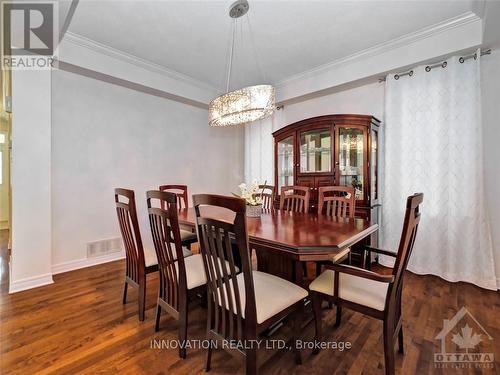 454 Brunskill Way, Ottawa, ON - Indoor Photo Showing Dining Room