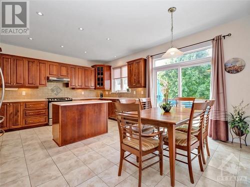 454 Brunskill Way, Kanata (9007 - Kanata - Kanata Lakes/Heritage Hills), ON - Indoor