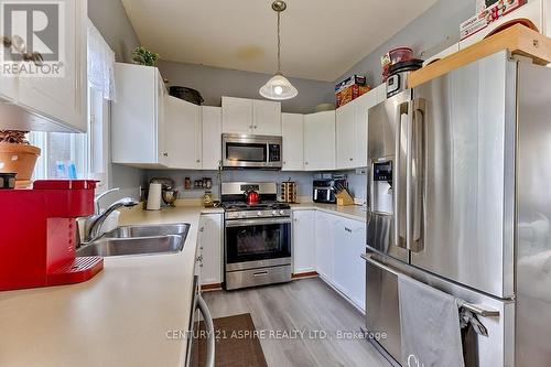 189 Garden Street, Pembroke, ON - Indoor Photo Showing Kitchen With Stainless Steel Kitchen With Double Sink