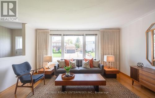 54 Pinebrook Avenue, Toronto, ON - Indoor Photo Showing Living Room