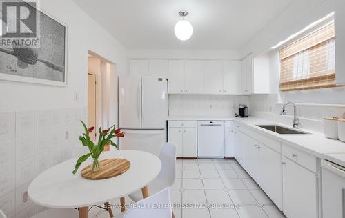 54 Pinebrook Avenue, Toronto, ON - Indoor Photo Showing Kitchen