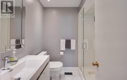 54 Pinebrook Avenue, Toronto, ON - Indoor Photo Showing Bathroom