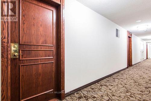 809 - 2585 Erin Centre Boulevard, Mississauga, ON - Indoor Photo Showing Other Room