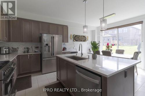 956 Sobeski Avenue, Woodstock, ON - Indoor Photo Showing Kitchen