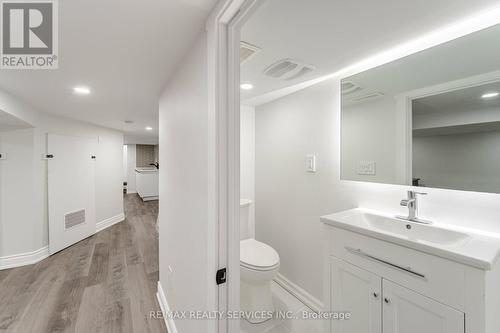 84 Clinton Street, Hamilton, ON - Indoor Photo Showing Bathroom