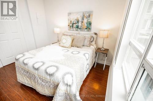 2831 - 3888 Duke Of York Boulevard, Mississauga, ON - Indoor Photo Showing Bedroom