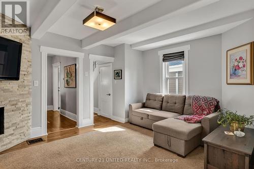 70 Centre Street, Trent Hills (Campbellford), ON - Indoor Photo Showing Living Room With Fireplace