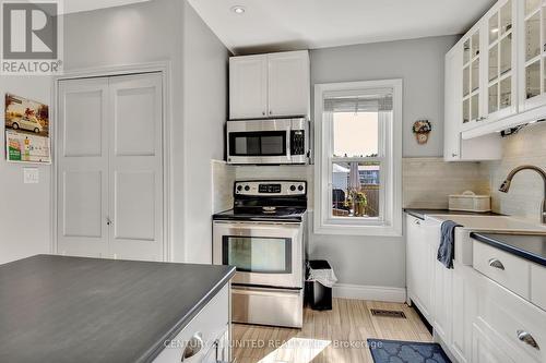 70 Centre Street, Trent Hills (Campbellford), ON - Indoor Photo Showing Kitchen With Stainless Steel Kitchen