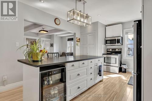 70 Centre Street, Trent Hills (Campbellford), ON - Indoor Photo Showing Kitchen With Upgraded Kitchen