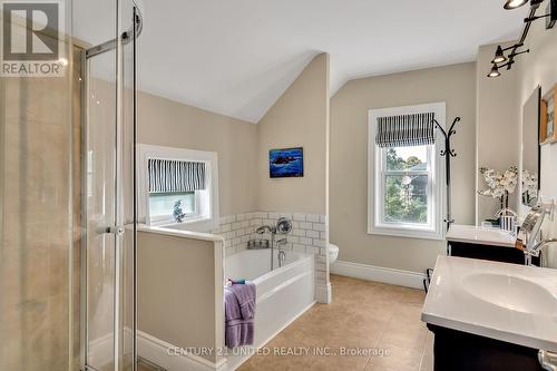 70 Centre Street, Trent Hills (Campbellford), ON - Indoor Photo Showing Bathroom