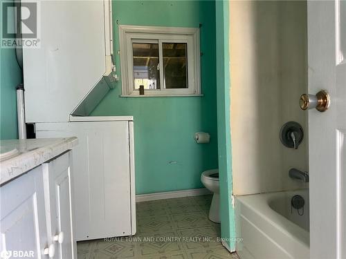 10 Grandy Road, Kawartha Lakes (Coboconk), ON - Indoor Photo Showing Bathroom