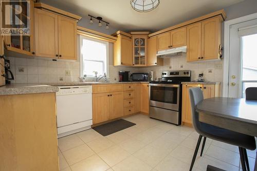 8 Sheppard St, Sault Ste. Marie, ON - Indoor Photo Showing Kitchen