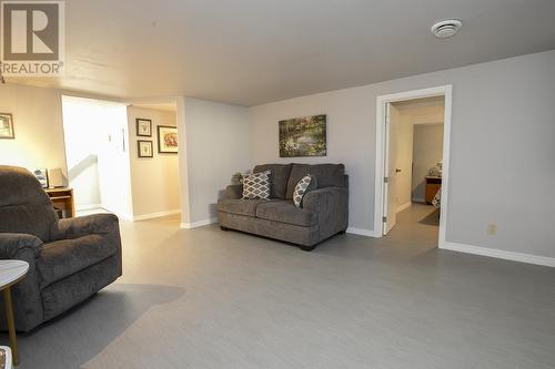 8 Sheppard St, Sault Ste. Marie, ON - Indoor Photo Showing Living Room