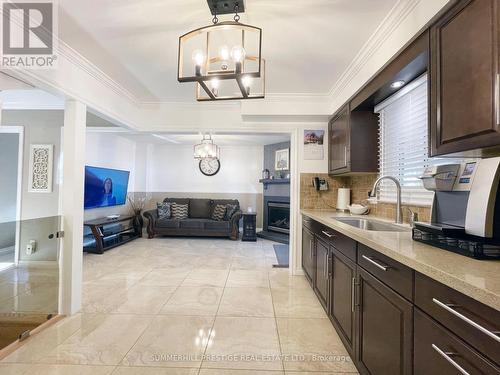 6 Gurr Crescent, Ajax, ON - Indoor Photo Showing Kitchen