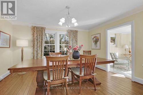 37 Foxbar Road, London, ON - Indoor Photo Showing Dining Room